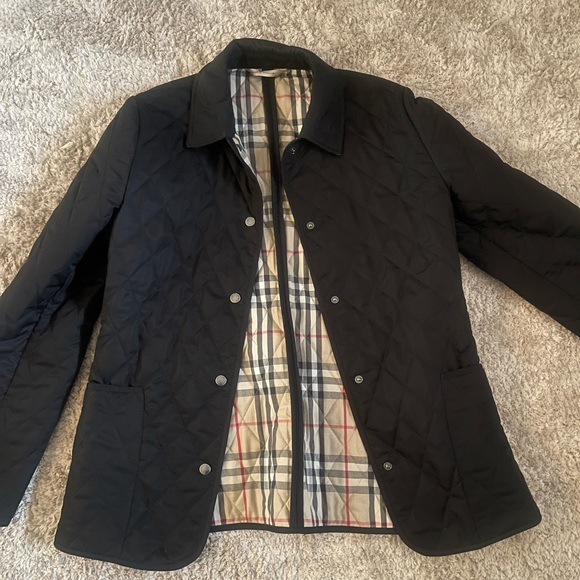 AUTHENTIC Burberry Classic Jacket + FREE GIFT - Picture 1 of 6